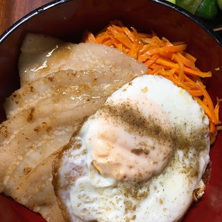 豚バラ塩焼き丼